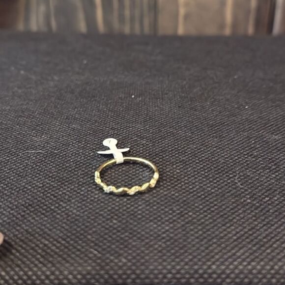 Elegant 14K Gold Plated Twisted Zirconia Ring - Picture 11 of 11